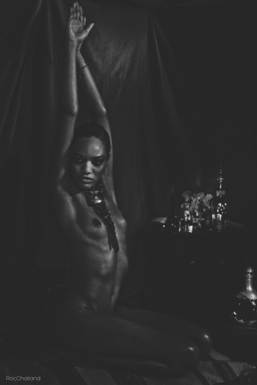 roc-chaliand:  Model Cherley Moon by Roc Chaliand for EVER Magazine #MUA @emileebak  #Hair : Sergio Villafane  #Jewels : Veronique Jeantet Setup : Me Shot @ #evermagazine #veroniquejeantet #blackandwhite #erotic #sexy #art #editorial #photooftheday