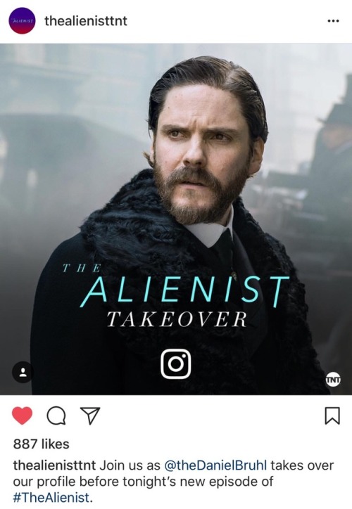 221bloodnun:Daniel Bruhl - The Alienist IG Takeoverthealienisttnt: Shooting break with Luke and disc