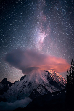 souhailbog:  Milky Way Mt Rainier |  ©