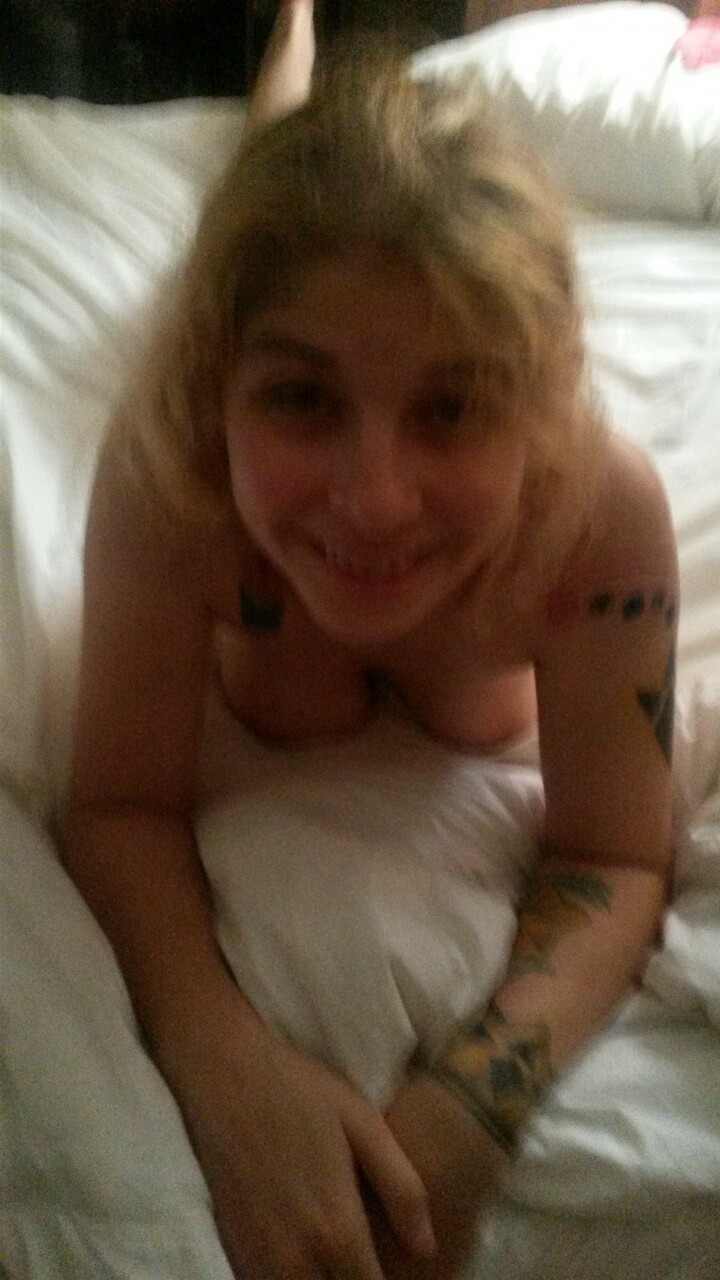 A Pain Slut's Porn Blog.