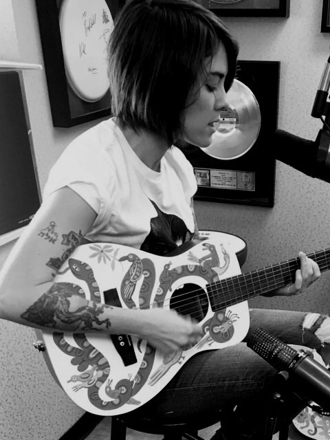 lovelytegan:  2016 Tegan has made me an emotional wreck 