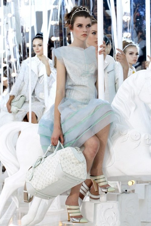 jai-by-joshua: Louis Vuitton S/S 2012 by Marc Jacobs 