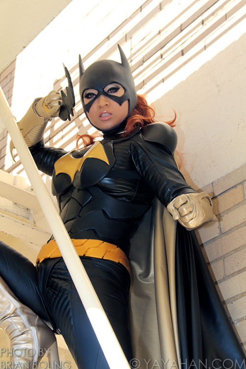 jointhecosplaynation:  Batgirl by YayaHan Photo by Brian Boling Cowl by ReevzFX 