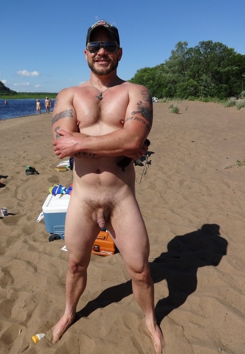 howdoulikemenowworld:GET NAKED!Like This?…….ME TOO!.…………………Follow Me For More!   