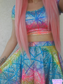 pastel-cutie:  DARKMOONBOUTIQUE.COM <3