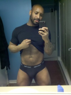 grabyajimmie:  recoveringpornjunkie:  Vic in bathroom black briefs  Who is this kat @VillainousKev