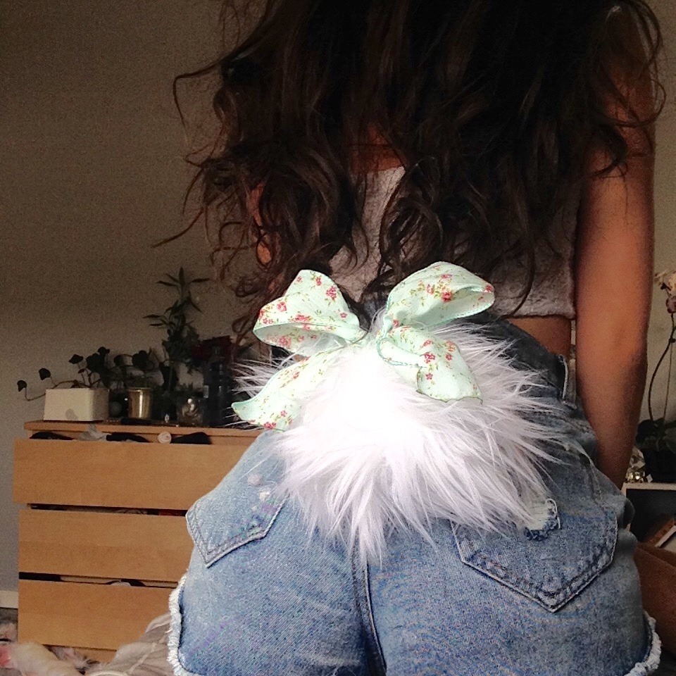 ialienslut:  littleqsoddities:  Who’s a cute bun bun? ME ME! I’m a cute bun bun