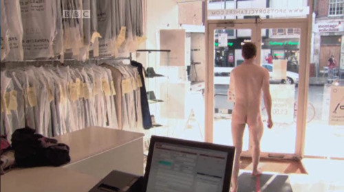 amazingmalenudity:    Joel Dommett   
