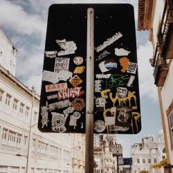t-rust-nobod-y:  vim-das-ruas:  Pelas ruas de Salvador. #vscocam   do u have similar posts? hmu