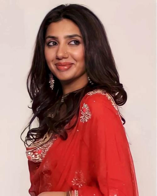 Mahira Khan, costume test for Raees (2017)