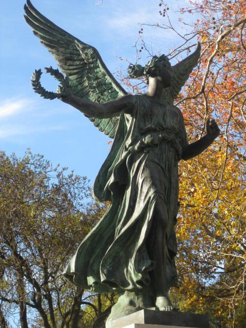 The Winged Victory Statue by by raaen99Via Flickr:The Victoria Gardens is a Victorian era garden of 