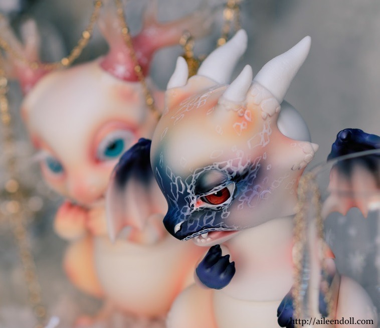 sweetguts:  foxglovetea:  AileenDoll Rot and Ashes  NO 