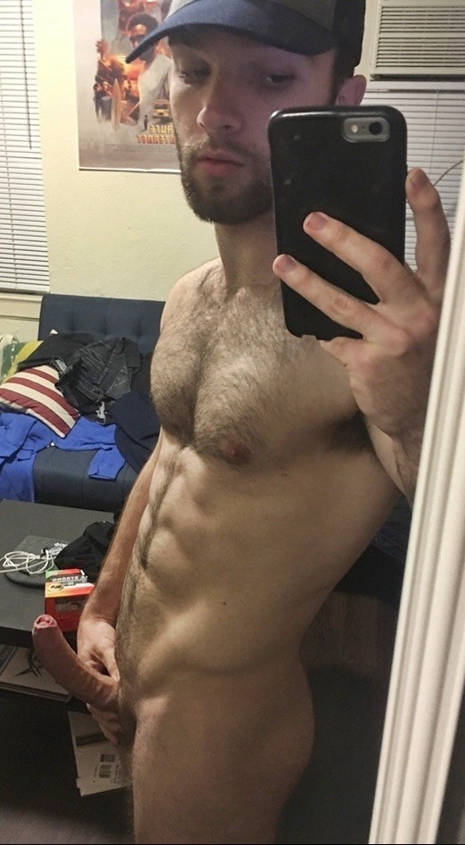 alanh-me: wood209:     66k follow all things gay, naturist and “eye catching”  