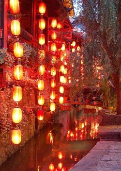 bonitavista:  Lijiang, China photo via anna 
