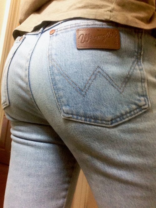 thewranglerbutts: thewranglerbutts: clintearhart.tumblr.com/  Wrangler The Sexiest Jeans Ever