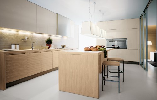 {Some lunch-time kitchen inspiration courtesy of Poliform’s Varenna. Euro-modern can come acro