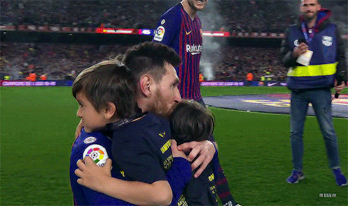 messiv:LIONEL MESSI celebrates winning his 10th La Liga title and his first as Barcelona’s captain with his family at Camp Nou on 27th April 2019.