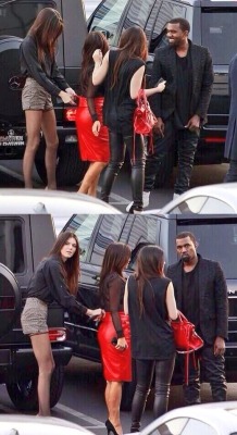 allblvckhippy:  Paparazzi really be ruining