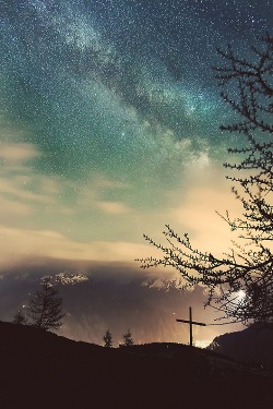 ponderation:  we are not alone by Christian Schipflinger  