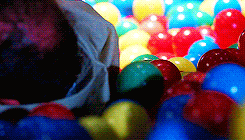 supernaturaldaily:  “Welcome to Plucky Pennywhistle’s! Have fun!” 