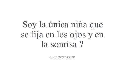 misslucker:  secapazdeconvivircontigomismo:  Mmmm…yo miro el pene…  No puede ser! Jajajaja el comentario! 