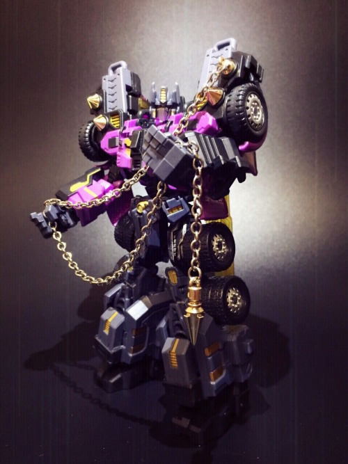 jun2plus:SG Optimus （with MakeToys Battle Sentinel SP SG）As a bad guy, he’s really cool.