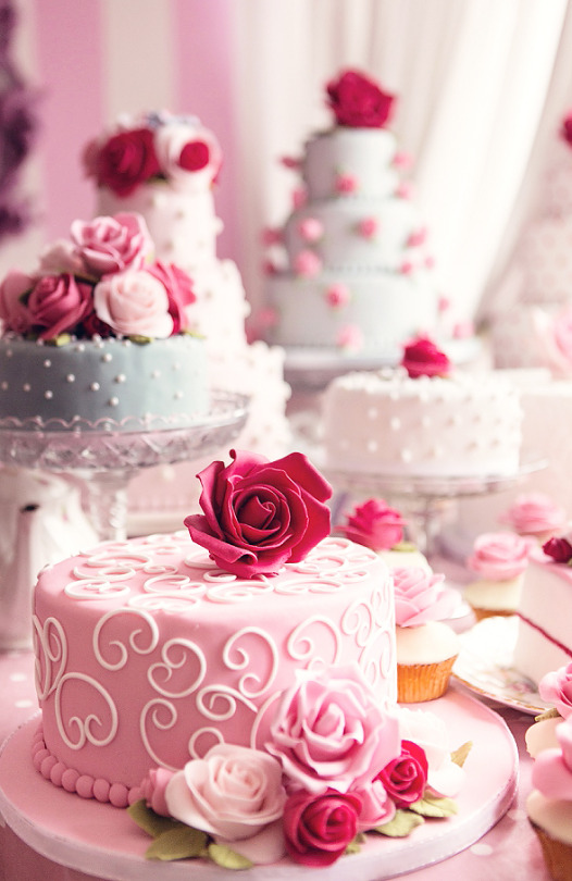 Vintage Pink Tea Party | © Sonia Collett