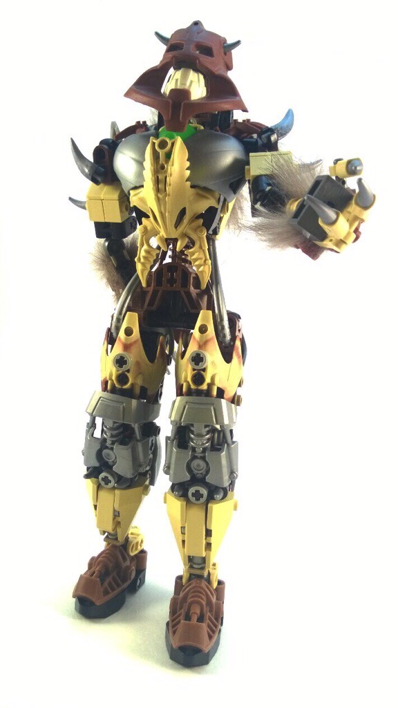 littletaggy:  According to the Bionicle Wikia, “it has been confirmed that female