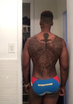 nastyfatass:  thiksoul69:  👅😋👅 nice drawz 😎 #thiksoul69  Hot ass Dominican brother.. Yes daddy. Come to me…. 