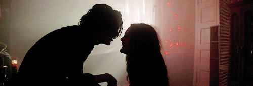sami-malek:  she says, ‘babe, you look so cool’ 