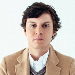 vanghoe:  petericonsz:  Evan peters icons