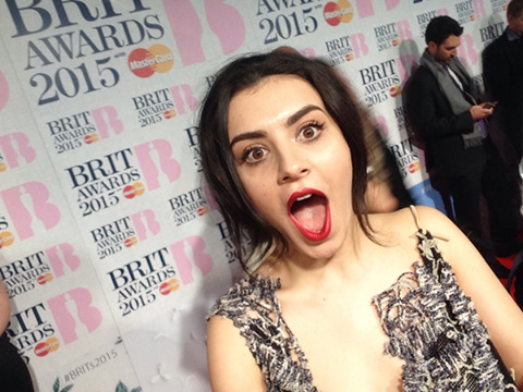 charlixcxhair:  SELFIE! at the brit awards.