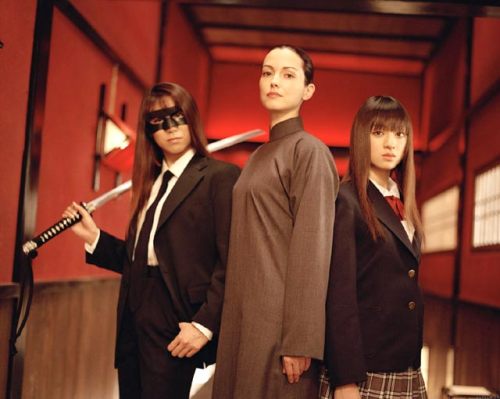 Kuriyama Chiaki 栗山 千明 with Manase Juri 真瀬樹里 (daughter of Sonny Chiba) &amp; Julie Dreyfus in Kill Bi