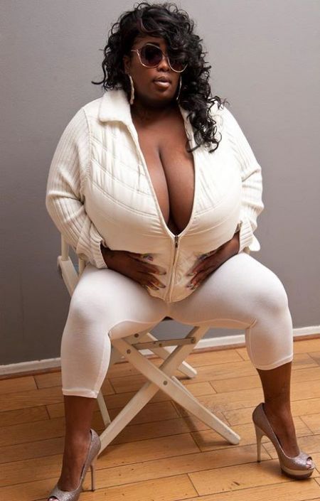 reverencetoglory:  superiorblackdommes:  you bet your skinny white ass….they’re