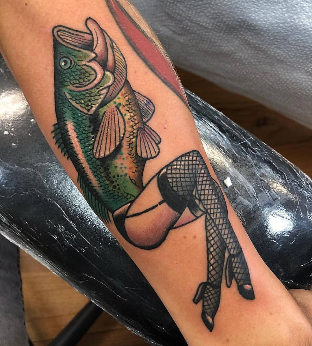 _
Reverse mermaid by @tconnors_bfg
_
607 Forest Ave.
Staten Island, NY 10310
347-695-7255
_
#boundforglorytattoo #statenisland #statenislandtattoo #statenislandtattoos #statenislandink #westbrighton #bfg #718 #tattoo #colortattoo #mermaid...