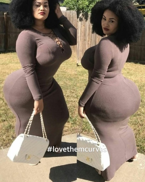 addicted2curvez:#laaaaawwwdddhavemercy #lovethemcurves