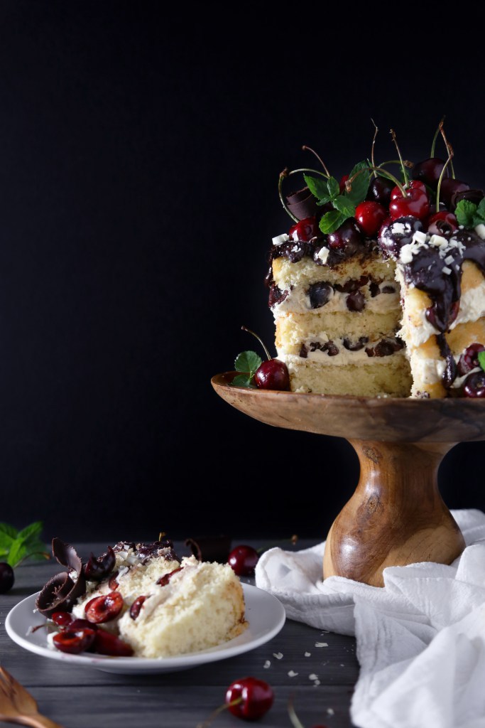 sweetoothgirl:    WHITE FOREST CAKE  