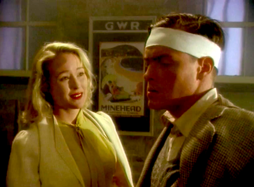 Jennifer Ehle and Toby Stephens in The Camomile Lawn, 1992