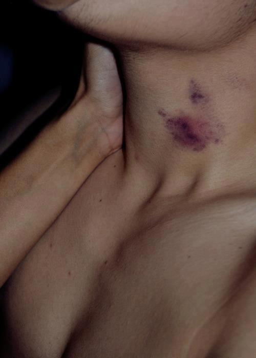 amitheoneyourheartbelongsto:  Untitled auf We Heart It. http://weheartit.com/entry/73249275/via/Monaaxp
