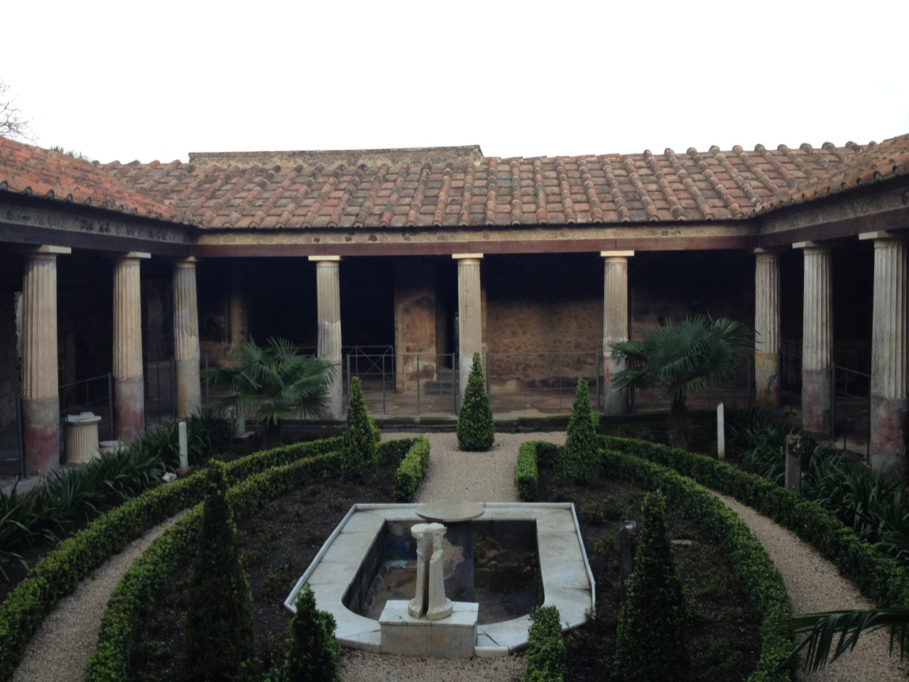 Dido, Queen of Carthage • In the peristyle of the House of the Golden