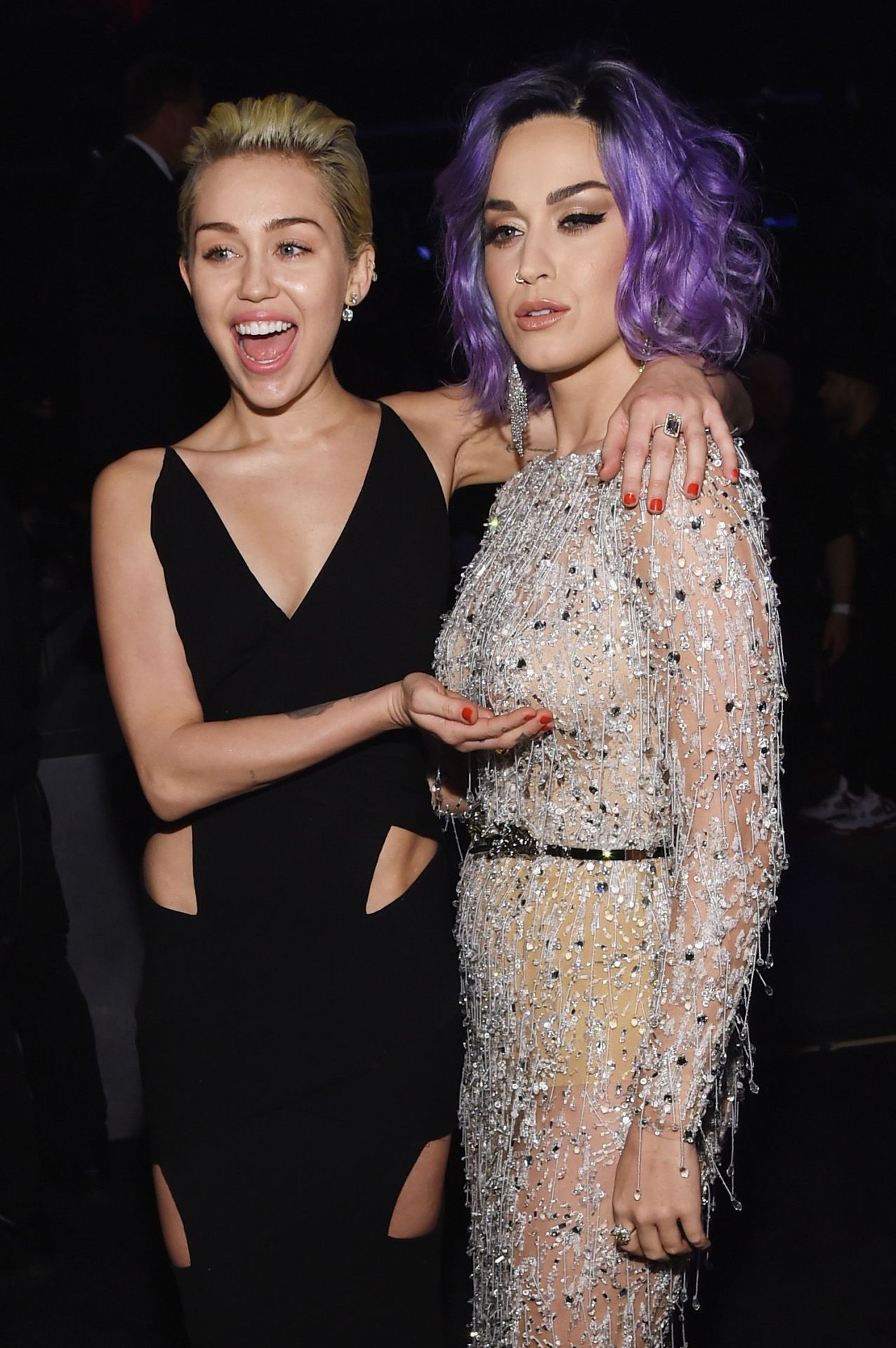 Miley Cyrus &amp; Katy Perry. ♥  When you get short changed in a game of feel