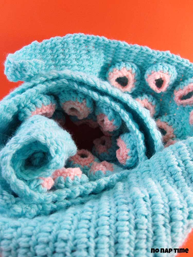 nonaptime:  Recently added tentacle scarves!