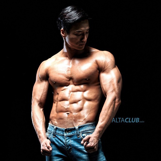 Viva!Asian hunks!