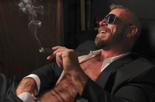 theoriginalsmokepunk:  A SMOKEPUNK daddy 