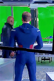 hotmessfassy:Steve Rogers | Behind The Scenes | The Avengers