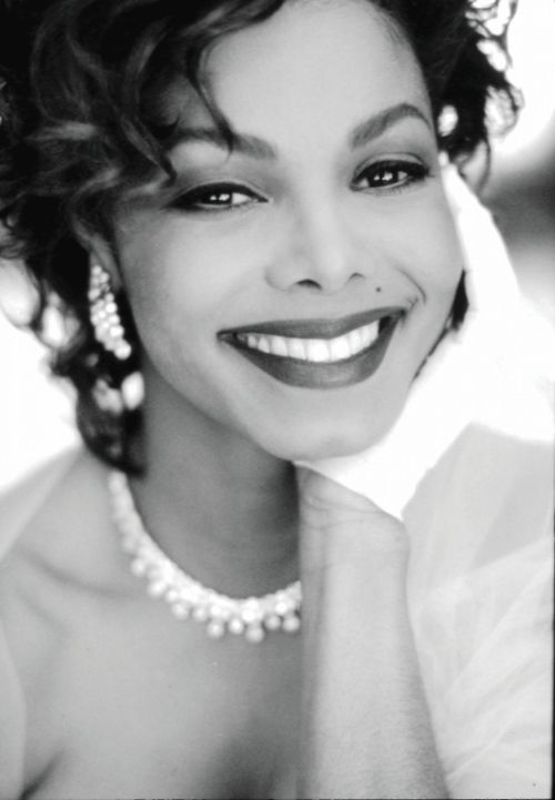 twixnmix: Janet Jackson photographed by Firooz Zahedi as Dorothy Dandridge, 1996.  