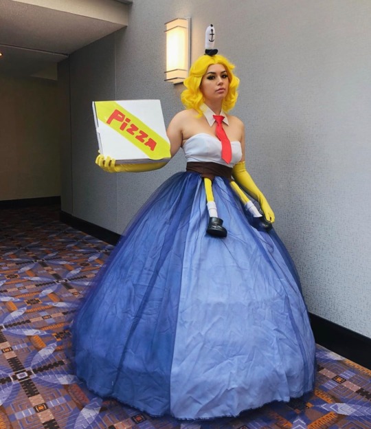 krabby-kronicle:I have no words.. Cosplay by beebinch 