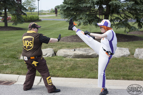 happehpills:  “What a Lovely Package You Have!” - Fedex and Ups Trucks Cosplays! Our glasses do that ‘evil’ anime thing. Cosplay Concept, Original Costume Designs, and Construction - Us (http://happehpills.tumblr.com/)Photographer - Josh