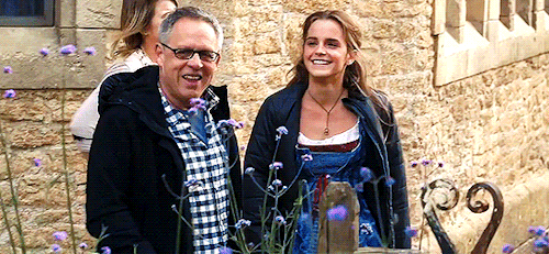 elizabethgillies:Emma Watson behind the scenes of Beauty and the Beast (2017)