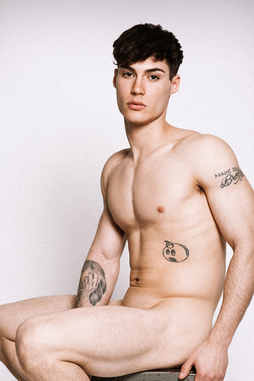 bambam62:   Devin Xavier by Lucas Castro Pardo 